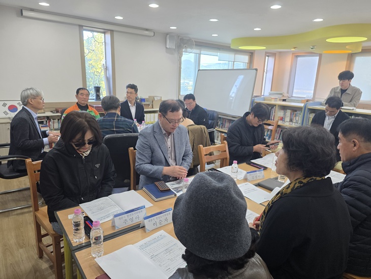 세종시 안전도시위원회, 연동면 청정아파트 주변 안전 취약사항 점검