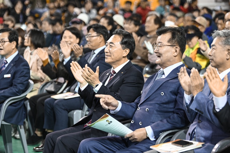 충남 지체장애인 3000여 명 한자리에…화합과 소통의 장 열려