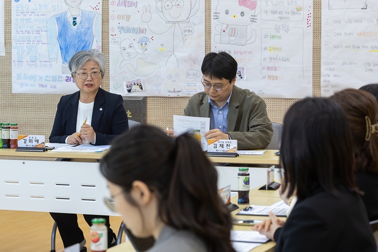강미애 세종시교육감, 산울중 찾아 학교 현장 소통 강화