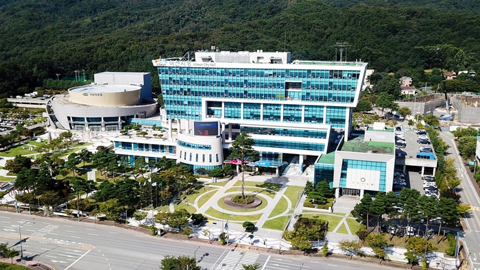 이천시, 불법 광고물 근절 위한 ‘자동경고 발신 시스템’ 본격 가동