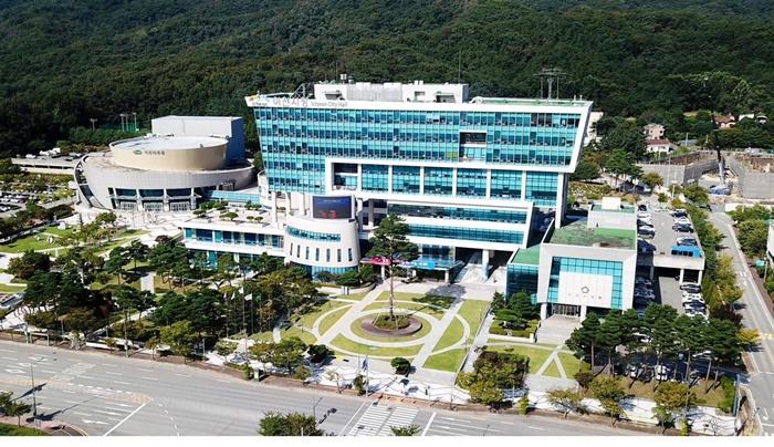 이천시, ‘영구지적기록물 전산화 사업’ 완료…디지털 행정 기반 강화