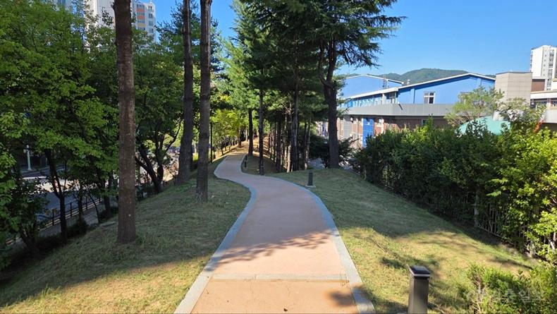 대전 동구, 가오·낭월동에 1.1km ‘맨발 산책길’ 조성