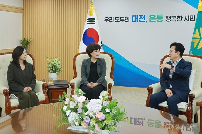 1. 대전시, 문화예술 분야 출연기관 대표이사 2명 임명 6.jpg