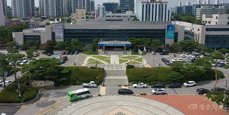 1 평택시청 전경.jpg