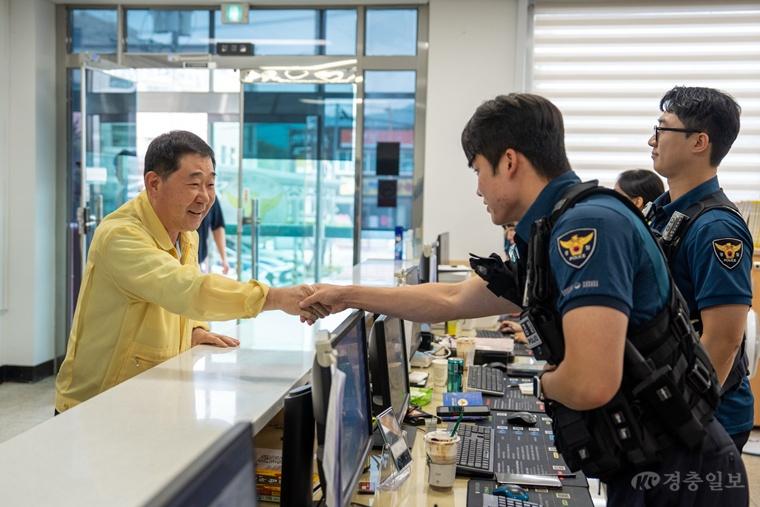 추석 명절 격려 사진(2).jpg