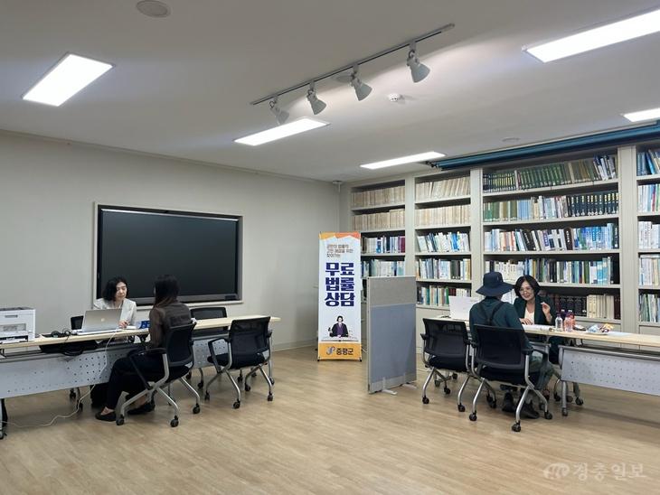 찾아가는 무료법률상담 사진.jpg