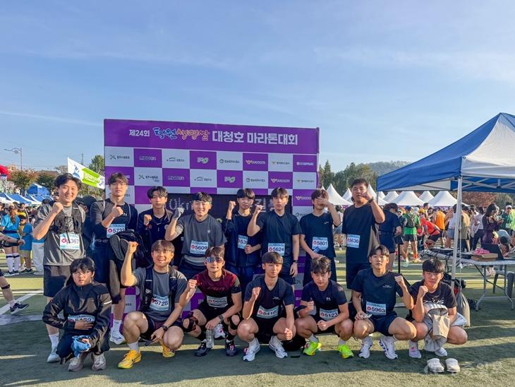 청주하이텍고 충북공고, 사제동행 마라톤으로 신뢰와 화합 다져(청주하이텍고 1).jpg