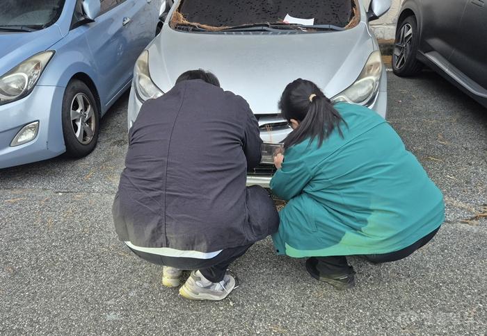 충주시, ‘전국 동시 체납차량 단속의 날’ 맞아 번호판 영치 활동 전개.jpg