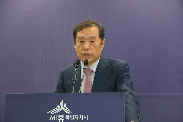 김병준 “퍼팩트 스톰 올 수 있다. 경제 ‘워 룸(war room)’ 설치하라”
