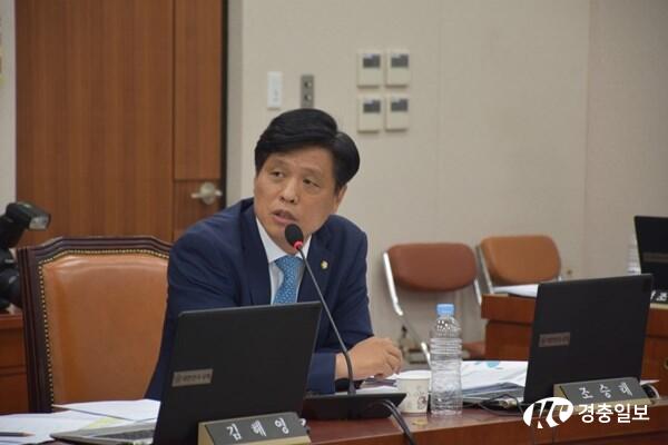 조승래 의원 ,학교보건법과 고등교육법 국회 본회의 통과