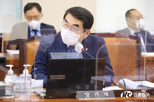 보이스피싱, 10년간 누적피해 2조5천억...환급 20% 불과
